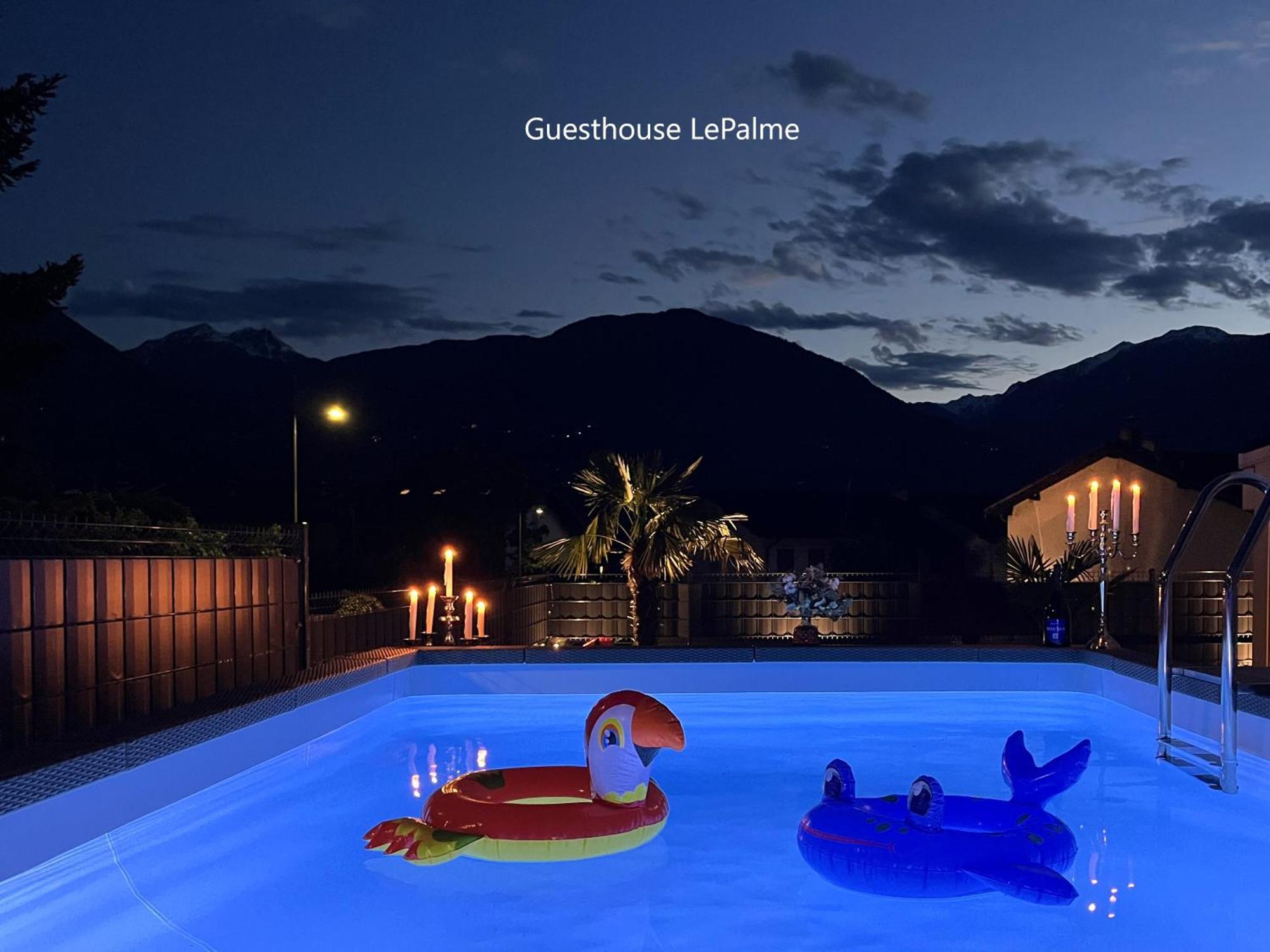 Guesthouse Le Palme Postal / Burgstall Εξωτερικό φωτογραφία